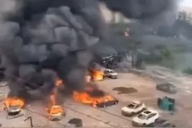 槽罐车燃爆19死178伤 目击者：一声闷响罐车飞起20米，切掉楼顶砸塌楼房 现场彻夜救援图片