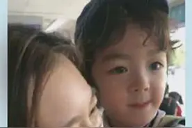 《三十而已》许子言扮演者陈天雨生活照曝光，妈妈颜值堪比女星图片