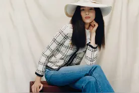 超模怎么穿 | 美版《Vogue》集齐30位名模，为大家演绎牛仔穿搭法图片