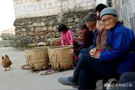 俗语：“人老别犯三种‘错’，否则日子不好过”，是啥意思？图片