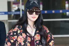 范冰冰这次失手了，一袭印花外套穿成小老太，身材五五分气场全无图片