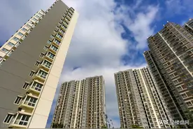 房子明显过剩，为什么房价还不降？只因开发商不敢降价图片