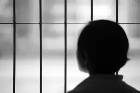 女人总是对丈夫疑神疑鬼，我们该如何克服这个习惯？图片