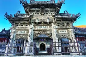 神泉下藏着九条龙，古寺因它而得名，直至今日寺内僧人仍每天饮用图片