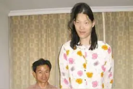 中国第一“女巨人”，穿60码的鞋，遗体保存完整，至今未下葬图片