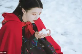 故事：皇上给公主赐婚，公主闻言咳出鲜血，她只想嫁心仪的小和尚图片