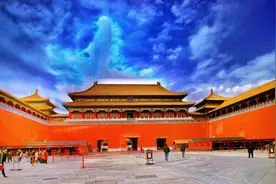 2020年高考模拟作文解析：小人物筑梦大时代（导写及下水范文）图片