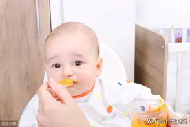 不同阶段的婴儿，如何吃辅食更营养？父母这样安排娃饮食，更科学图片