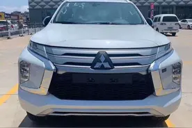 20款三菱帕杰罗.劲畅全新配置升级虐爆霸道2700图片