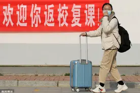 高三开学“全封闭管理”，师生不得出校门，需置于防控视角下考量图片