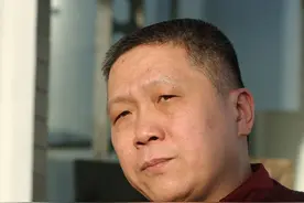 家中保姆监守自盗，马未都的处理方式体现出了他的格局图片