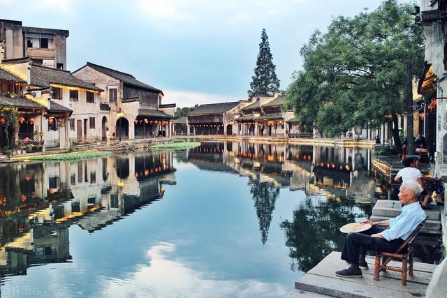 这个连宋美龄、金庸都难以忘怀的江南千年古城，堪比“天堂中央”