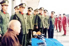 海灯法师87岁圆寂，少林寺无人吊唁，他是骗子？二指禅倒立造假了图片