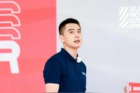 CBA最帅教练杨鸣，外表像20岁却已是俩娃爸，真正的少女偶像图片