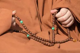 故事：高僧圆寂灵魂出窍附官宦少爷身，仍不忘初心，方得始终图片