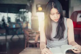 《隐身人》：1个人的疯狂，3个人的伤，失控的科技令人怅惘图片