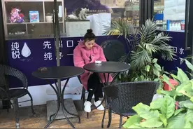 【夜听三生】人生最美是淡然图片