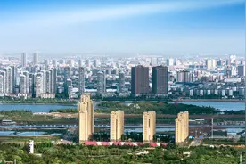 南昌房价跌破1万2，六万炒房客被套南昌楼市，十月南昌楼市分析图片