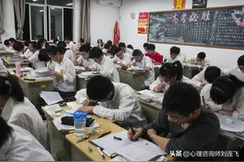 高中生性行为现状以及影响因素图片