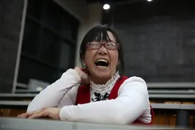 余秀华：想骂就骂，老娘憋屈了大半辈子！图片