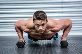 国产发明“多功能健身板”，1个动作练到4块肌群！堪比私教指导图片