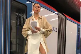 行走的时髦精 ! 俄罗斯时尚博主anastasiyatair的穿搭术值得借鉴图片
