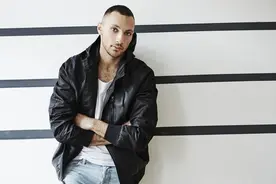 皮衣破了个洞怎么修复？皮衣自己在家如何保养清洁？图片