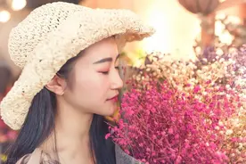 跟女人交往，多聊这3个话题，女人会离不开你图片