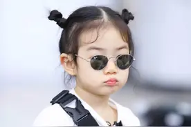 戚薇李承铉女儿谐音“李love戚”不算什么，曾用名才是一绝图片