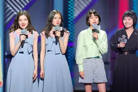 当女人们开口讲段子：现在的尺度都太小了图片