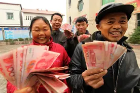 农村怪象：“伪富人”越来越多，咋回事？图片