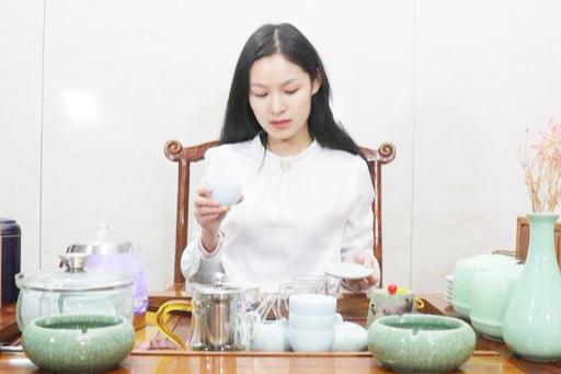 茶汤浑浊的普洱茶都是不好的茶吗？陈化时间对普洱生茶有影响吗？