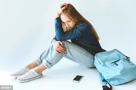 这三种人，是真正的冷情之人，越靠近越受伤图片