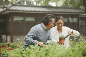 故事：她守寡30年绝不改嫁，现在60多岁，却想找个40岁老伴图片