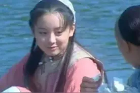 剧中迷倒释小龙的叶彤，长大后嫁给了黑人，生下的混血宝宝长这样图片