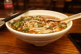 东江酒香鸡、四川捞面、粉蒸茄子、拍蒜豉香蒸大肠几道家常做法图片