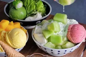 为了这碗我可以每天报到啊！超绵密雪花冰满满芒果、水蜜桃图片