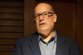 美国的大学教授们一年赚多少钱？这个数字你能想象到吗？图片