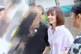 袁泉片场花絮曝光，网友惊呼瘦得太夸张，被疑是受病情影响？图片