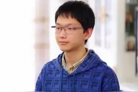 新华社聚焦！武汉这名天才少年：初中已发表国家级论文，发明获美国专家肯定！图片