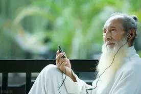 中国近代最长寿的人是多少岁？图片