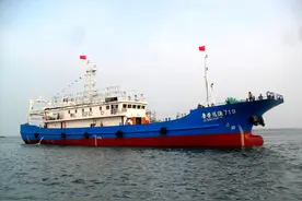 刑满释放后做了远洋鱿钓船员，却想不到又是一次“有期徒刑”图片