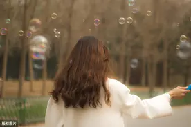 我吃过很多苦，不过我记性很差，经常忘记自己吃过的苦图片