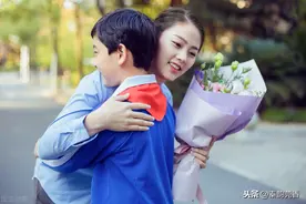 教师节，该不该给老师送礼？最后班主任老师一句话瞬间点醒家长们图片