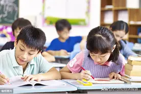 香港教育局：2500名跨境中学生或率先复课，开放福田、落马洲专用口岸图片