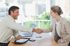 面试官说："玉字添加一笔是什么字？"你会如何回答？图片