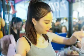 在福州长乐，夜市街上有那么多烤鱼，你喜欢哪种图片