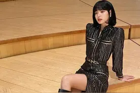 Lisa现在只穿Celine？最新现身，全是又美又壕一身奢华图片