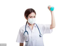 部分健身房开始复工 市民需戴口罩健身图片