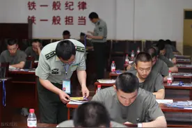 单招的大学生可以在部队里考军校吗？图片